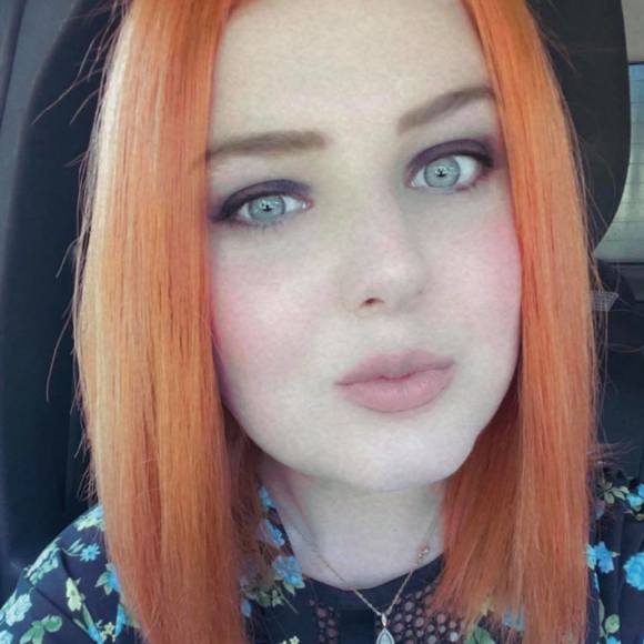 Meet your Posher, Bree - Picture 1 of 1